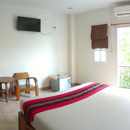 Hotel Maesot Siri Mae Sot Exterior foto