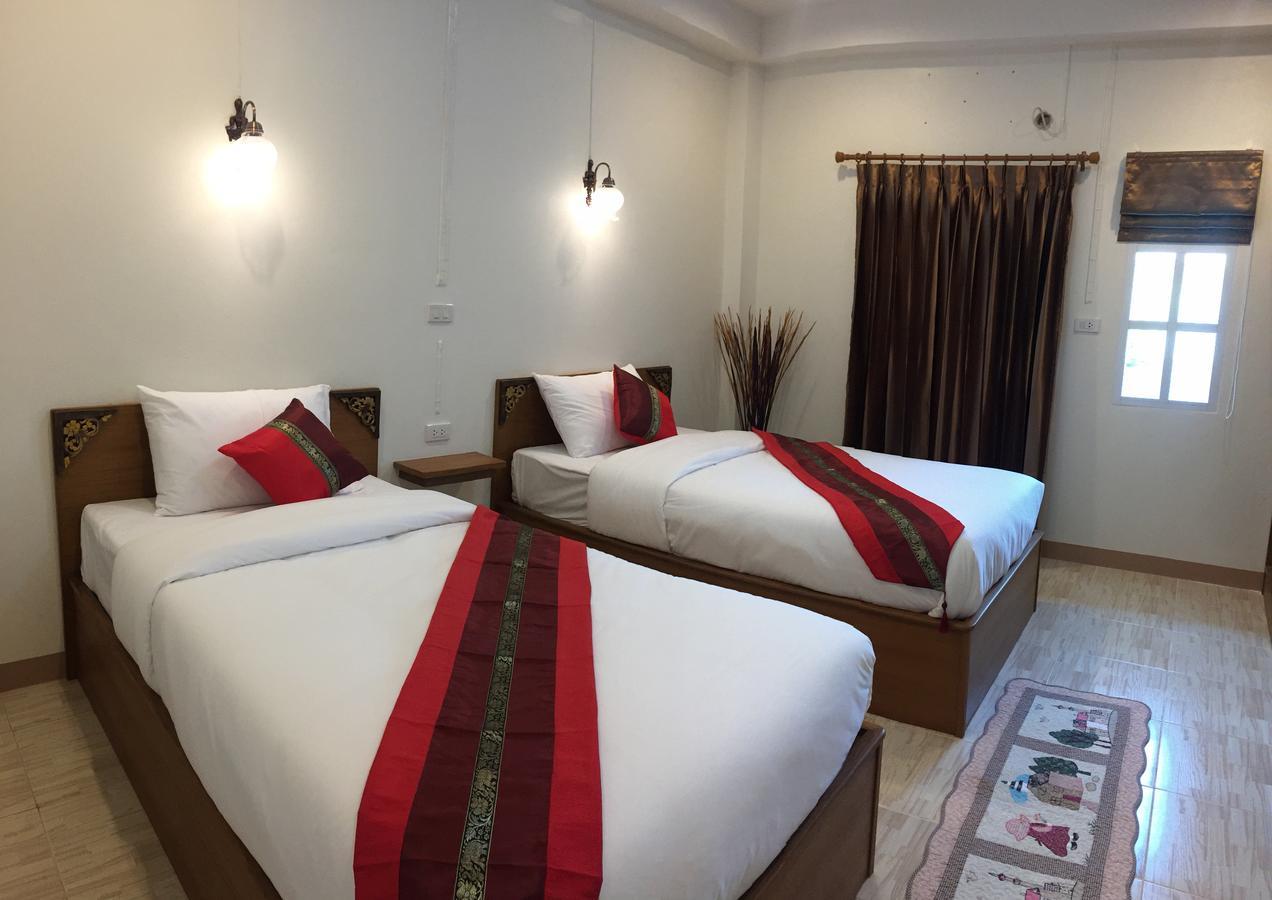 Hotel Maesot Siri Mae Sot Exterior foto